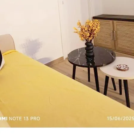 Laskarina סקאלה סוטירוס