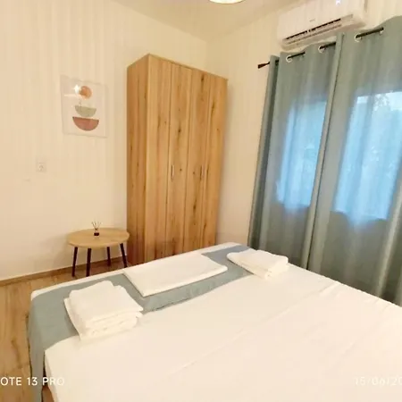 דירה Laskarina *