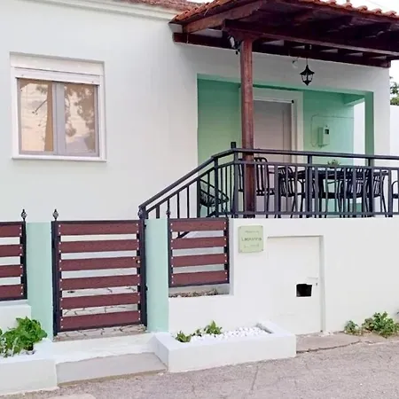 Laskarina * סקאלה סוטירוס