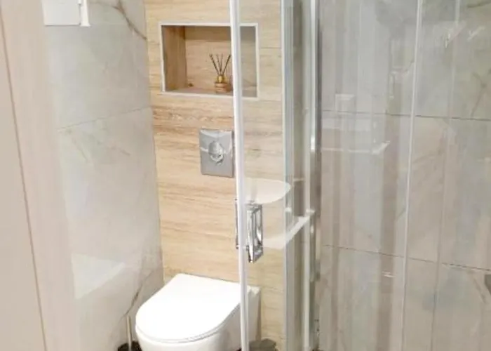 Laskarina * 斯卡拉索提罗斯